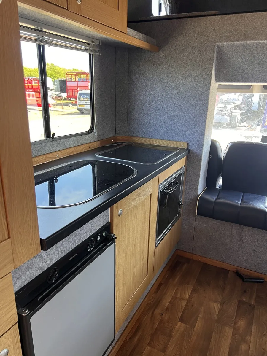 Horse box kitchen