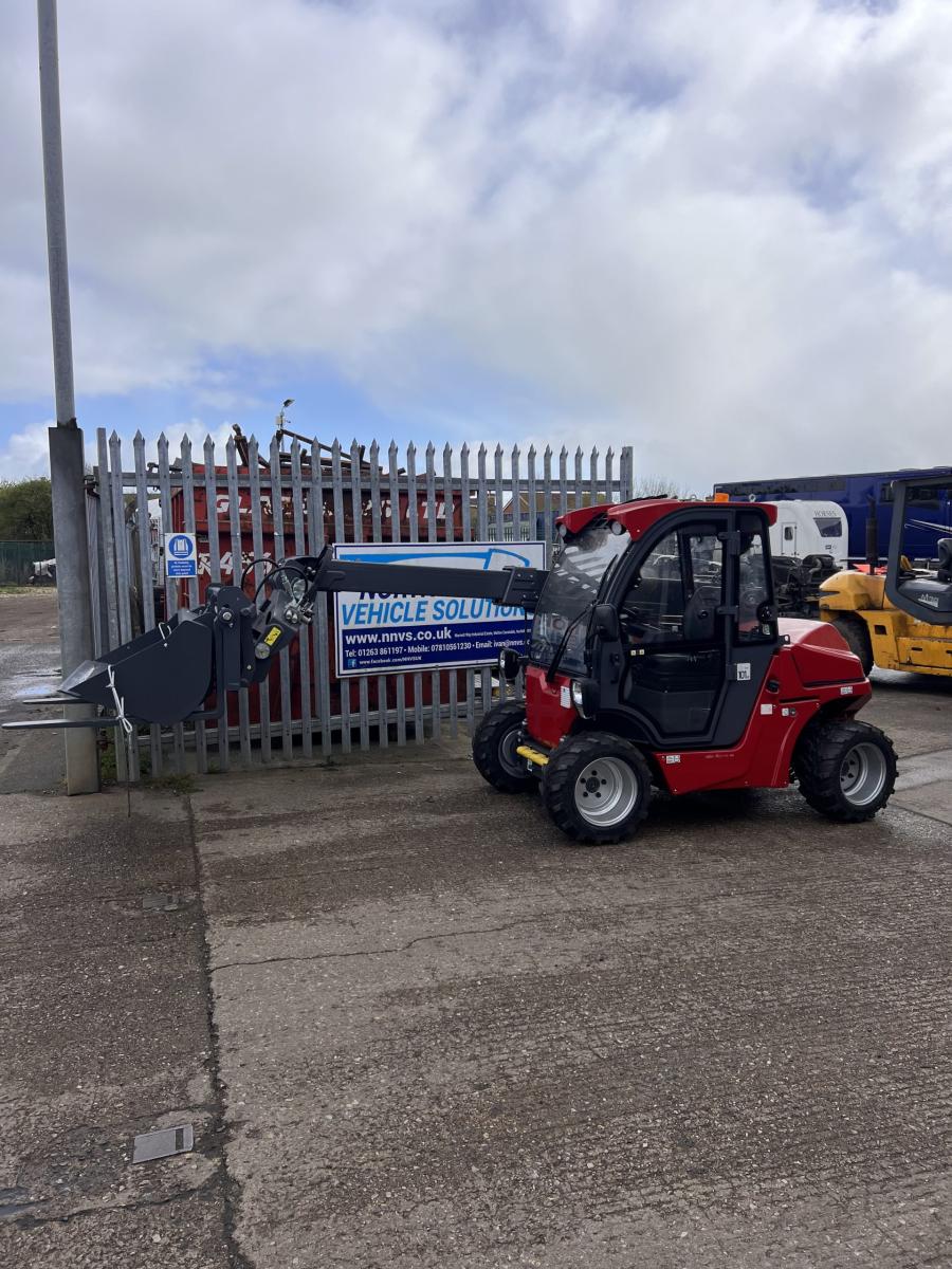 Everun ERT1500 Compact Wheel Loader — The First Fully UK Compliant Model in the Country