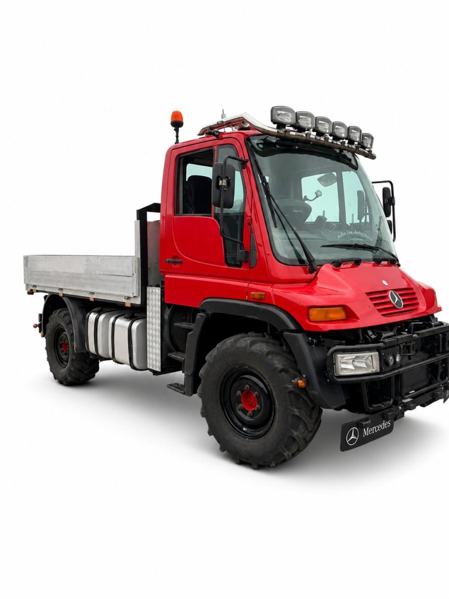 2003 Mercedes-Benz Unimog U300