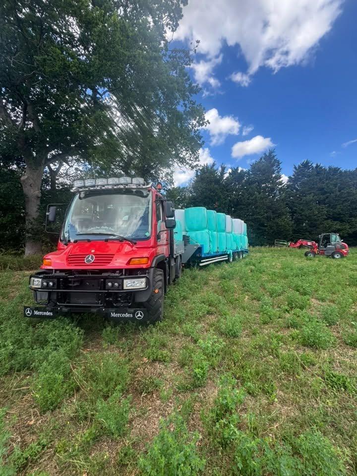 2003 Mercedes-Benz Unimog U300 — photo 2