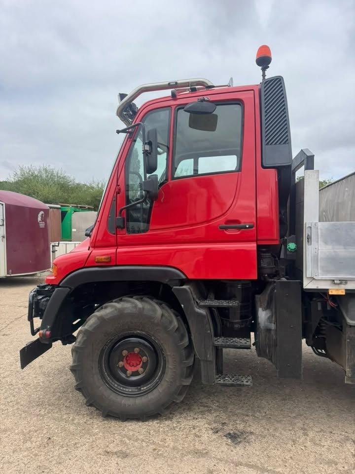 2003 Mercedes-Benz Unimog U300 — photo 22